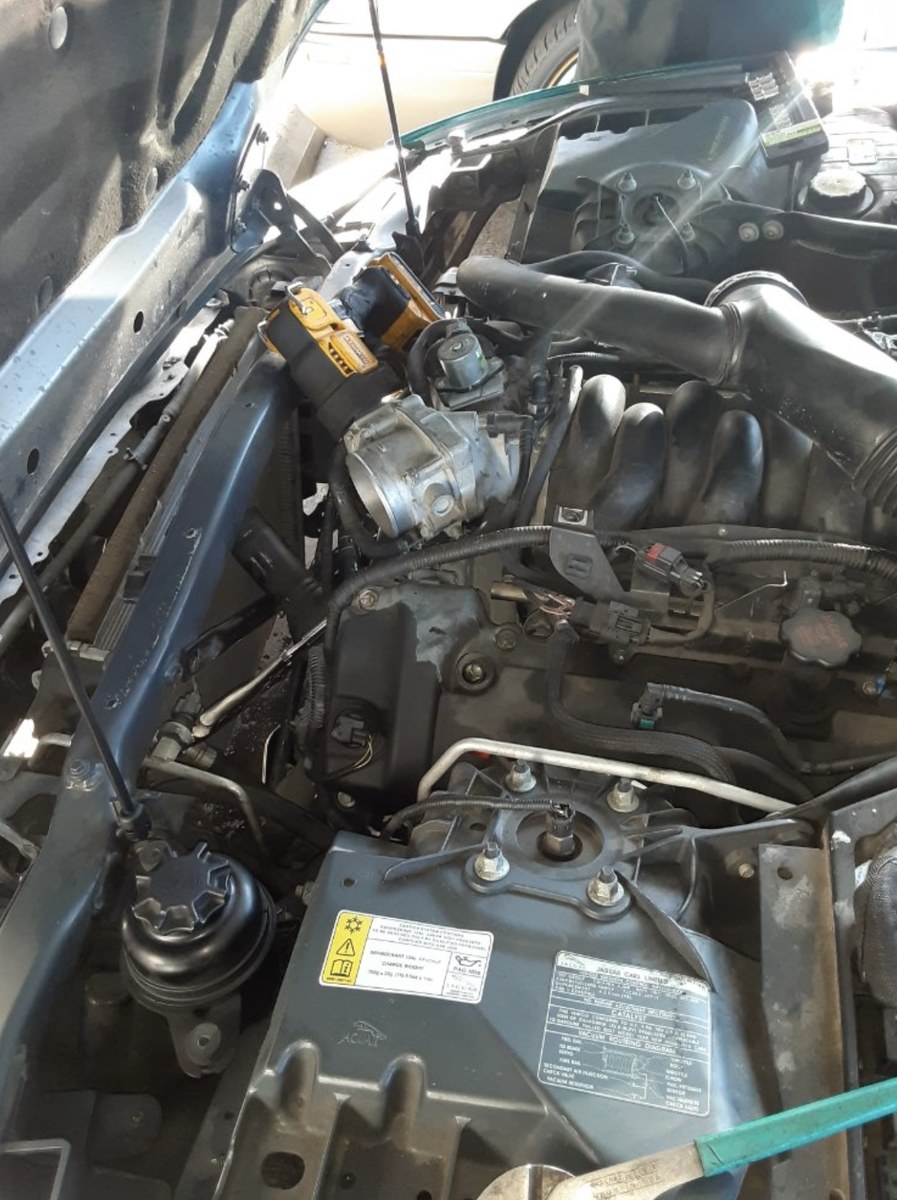 Diagnostic testing by a Ventura mobile mechanic